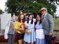 Latitude2009_SetD-KarenT-a_Wow-an-outfit-you-can-also-cook-pizza-on.jpg